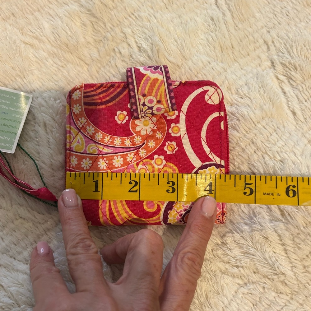 Small Vera Bradley wallet - Picture 3 of 7